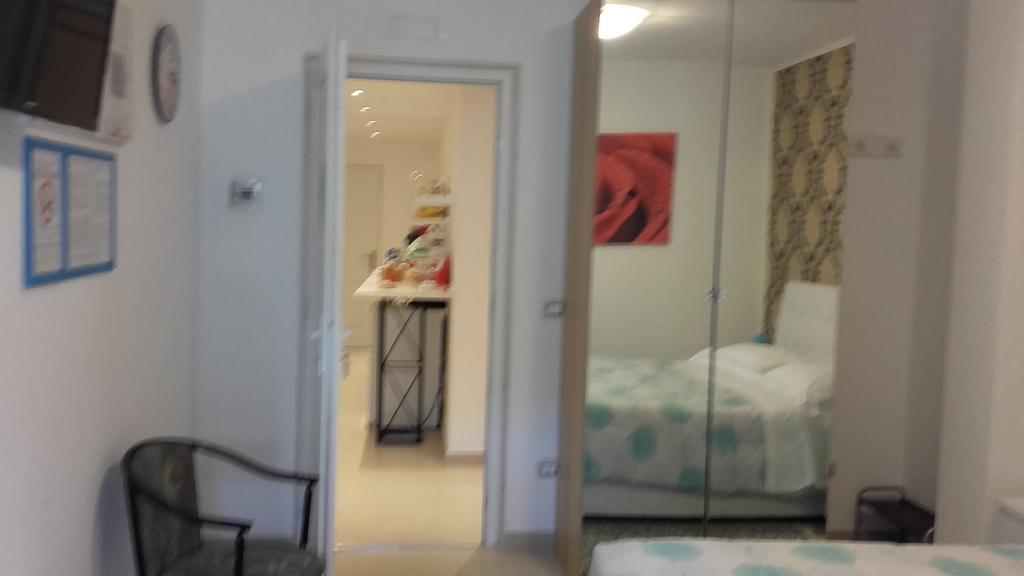 Le Tre Rose Bed & Breakfast Casamassima Buitenkant foto