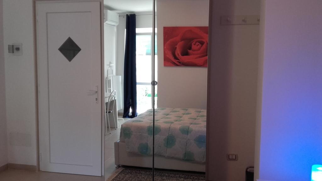 Le Tre Rose Bed & Breakfast Casamassima Buitenkant foto